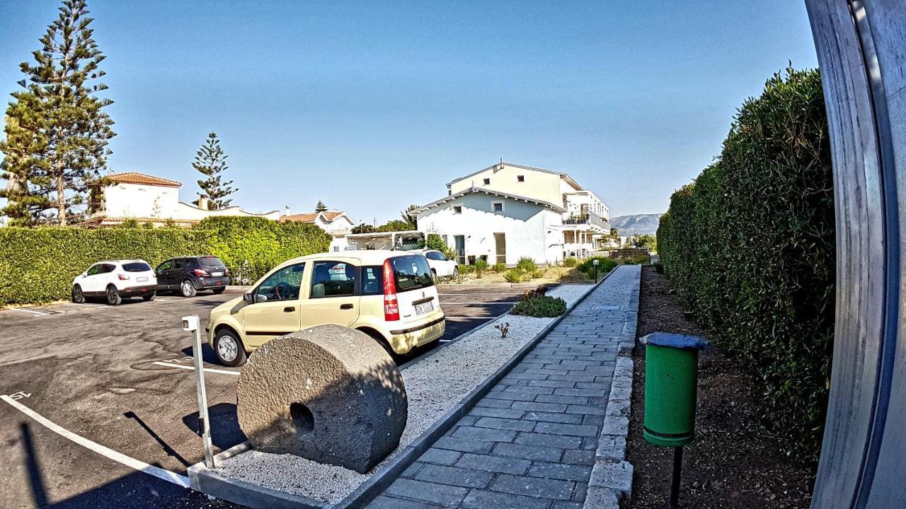 Asinaro Residence - Fronte Mare Calabernardo Kültér fotó